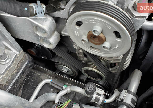 Черный Фольксваген Пассат, объемом двигателя 2.48 л и пробегом 132 тыс. км за 10900 $, фото 7 на Automoto.ua