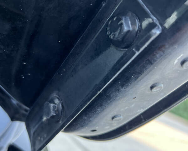 Черный Фольксваген Пассат, объемом двигателя 2.48 л и пробегом 208 тыс. км за 10500 $, фото 17 на Automoto.ua