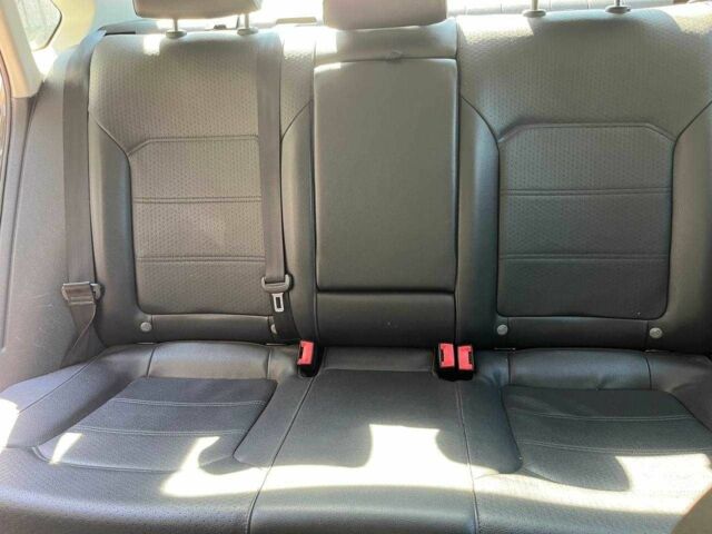 Чорний Фольксваген Пассат, об'ємом двигуна 2.5 л та пробігом 270 тис. км за 8500 $, фото 12 на Automoto.ua