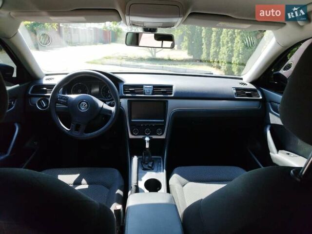 Чорний Фольксваген Пассат, об'ємом двигуна 2.5 л та пробігом 138 тис. км за 9000 $, фото 15 на Automoto.ua