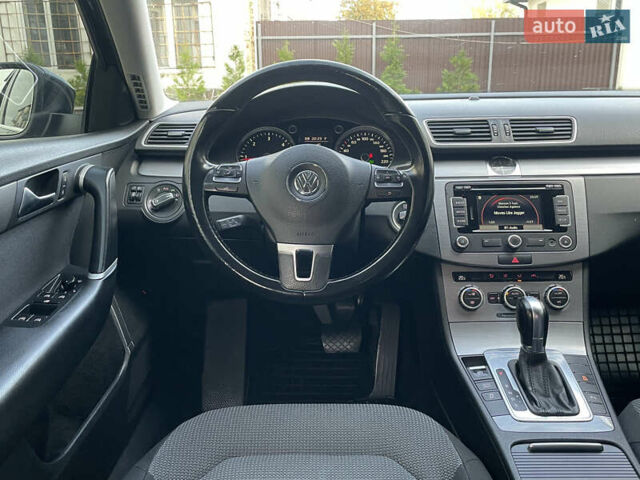 Фольксваген Пассат 2013 в Мукачеве на Automoto.ua Черный Фольксваген Пассат, объемом двигателя 1.97 л и пробегом 290 тыс. км за 10500 $, фото 17 на Automoto.ua