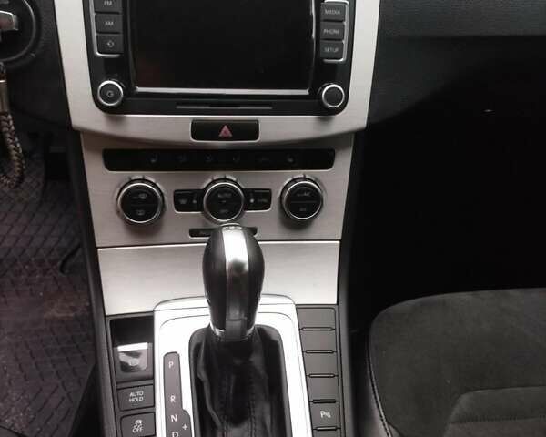 Чорний Фольксваген Пассат, об'ємом двигуна 1.97 л та пробігом 276 тис. км за 12200 $, фото 33 на Automoto.ua