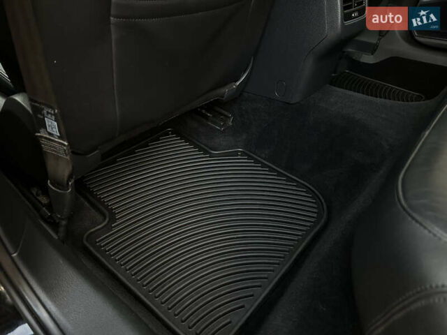 Чорний Фольксваген Пассат, об'ємом двигуна 2 л та пробігом 128 тис. км за 11300 $, фото 43 на Automoto.ua