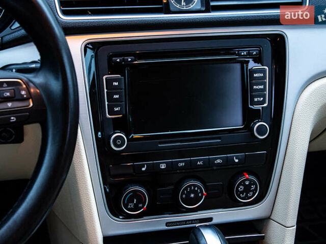 Чорний Фольксваген Пассат, об'ємом двигуна 2.5 л та пробігом 211 тис. км за 10300 $, фото 22 на Automoto.ua