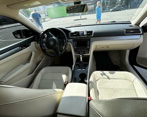 Чорний Фольксваген Пассат, об'ємом двигуна 1.8 л та пробігом 222 тис. км за 10400 $, фото 5 на Automoto.ua