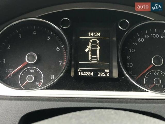 Черный Фольксваген Пассат, объемом двигателя 1.8 л и пробегом 164 тыс. км за 12500 $, фото 5 на Automoto.ua