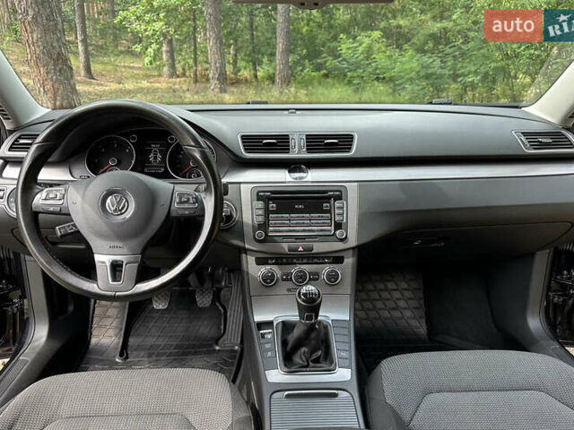 Чорний Фольксваген Пассат, об'ємом двигуна 1.97 л та пробігом 156 тис. км за 13700 $, фото 47 на Automoto.ua