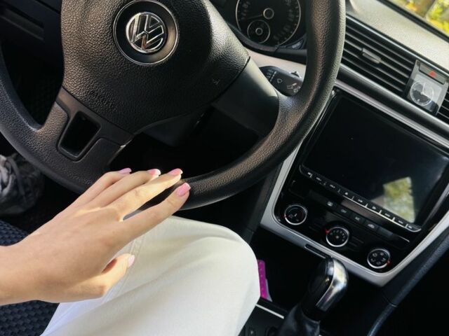 Черный Фольксваген Пассат, объемом двигателя 2.5 л и пробегом 268 тыс. км за 9500 $, фото 6 на Automoto.ua