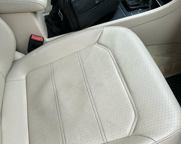 Чорний Фольксваген Пассат, об'ємом двигуна 1.8 л та пробігом 222 тис. км за 10400 $, фото 22 на Automoto.ua