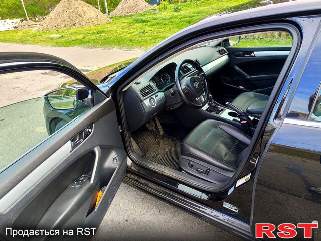 Чорний Фольксваген Пассат, об'ємом двигуна 2.5 л та пробігом 180 тис. км за 7999 $, фото 8 на Automoto.ua