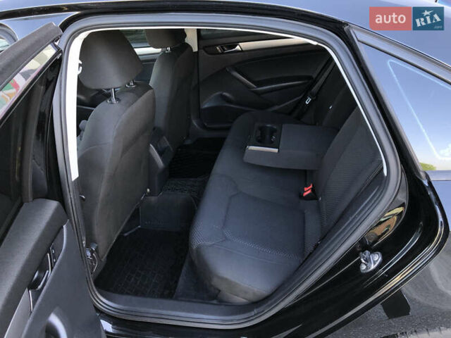 Чорний Фольксваген Пассат, об'ємом двигуна 2.5 л та пробігом 230 тис. км за 10700 $, фото 11 на Automoto.ua