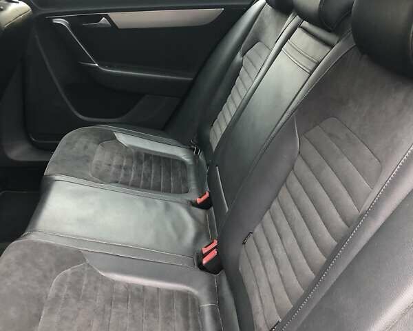 Черный Фольксваген Пассат, объемом двигателя 1.8 л и пробегом 164 тыс. км за 12500 $, фото 6 на Automoto.ua