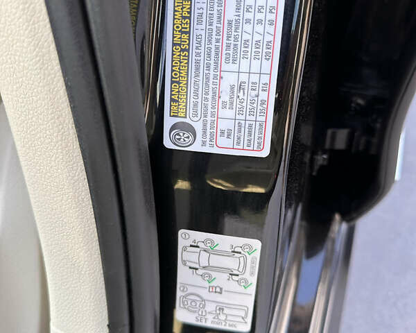 Черный Фольксваген Пассат, объемом двигателя 1.78 л и пробегом 230 тыс. км за 9500 $, фото 69 на Automoto.ua