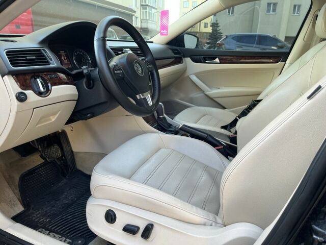 Черный Фольксваген Пассат, объемом двигателя 2.5 л и пробегом 187 тыс. км за 11200 $, фото 4 на Automoto.ua