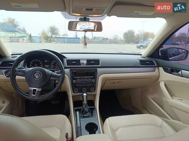 Черный Фольксваген Пассат, объемом двигателя 1.8 л и пробегом 221 тыс. км за 9000 $, фото 2 на Automoto.ua