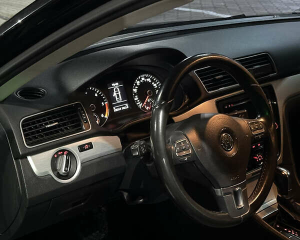 Черный Фольксваген Пассат, объемом двигателя 2 л и пробегом 228 тыс. км за 10990 $, фото 11 на Automoto.ua