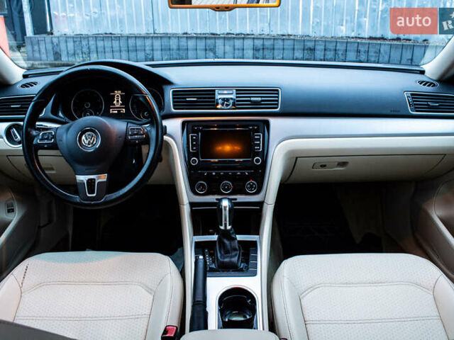Чорний Фольксваген Пассат, об'ємом двигуна 2.5 л та пробігом 211 тис. км за 10300 $, фото 16 на Automoto.ua