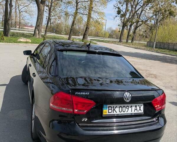 Чорний Фольксваген Пассат, об'ємом двигуна 2.5 л та пробігом 134 тис. км за 10500 $, фото 4 на Automoto.ua