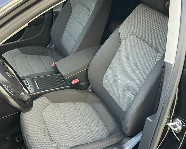 Фольксваген Пассат 2013 в Мукачеве на Automoto.ua Черный Фольксваген Пассат, объемом двигателя 1.97 л и пробегом 290 тыс. км за 10500 $, фото 10 на Automoto.ua