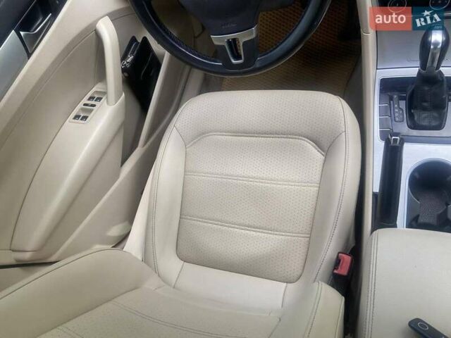 Чорний Фольксваген Пассат, об'ємом двигуна 2.5 л та пробігом 170 тис. км за 10200 $, фото 8 на Automoto.ua