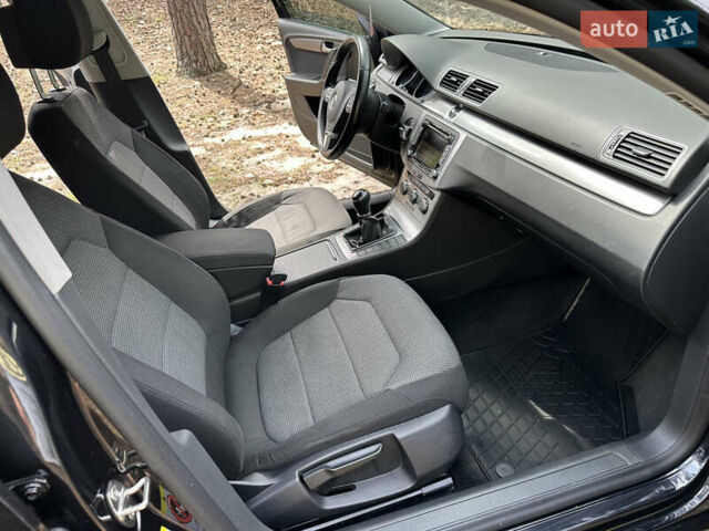 Чорний Фольксваген Пассат, об'ємом двигуна 1.97 л та пробігом 156 тис. км за 13700 $, фото 45 на Automoto.ua