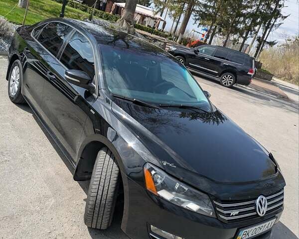 Чорний Фольксваген Пассат, об'ємом двигуна 2.5 л та пробігом 134 тис. км за 10500 $, фото 1 на Automoto.ua