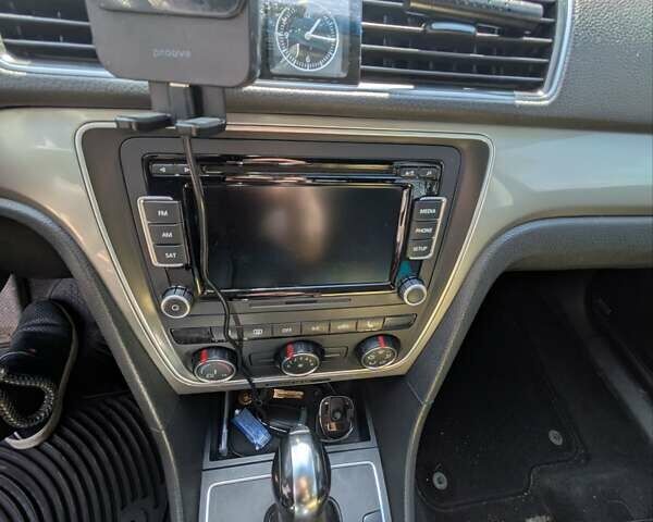 Чорний Фольксваген Пассат, об'ємом двигуна 2.5 л та пробігом 134 тис. км за 10500 $, фото 13 на Automoto.ua