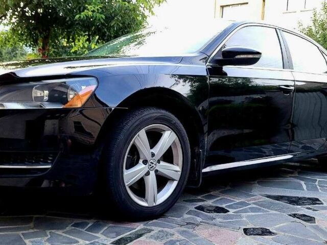 Чорний Фольксваген Пассат, об'ємом двигуна 2.5 л та пробігом 192 тис. км за 12999 $, фото 6 на Automoto.ua