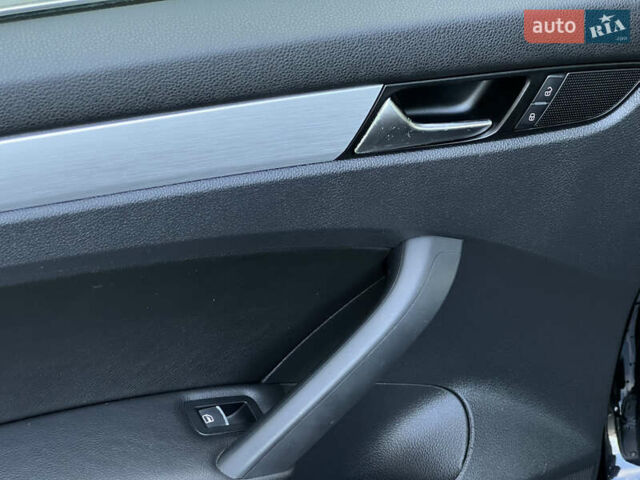 Фольксваген Пассат 2013 в Киеве на Automoto.ua Черный Фольксваген Пассат, объемом двигателя 2.5 л и пробегом 170 тыс. км за 10700 $, фото 40 на Automoto.ua