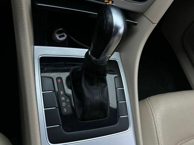 Чорний Фольксваген Пассат, об'ємом двигуна 2.5 л та пробігом 227 тис. км за 8400 $, фото 9 на Automoto.ua