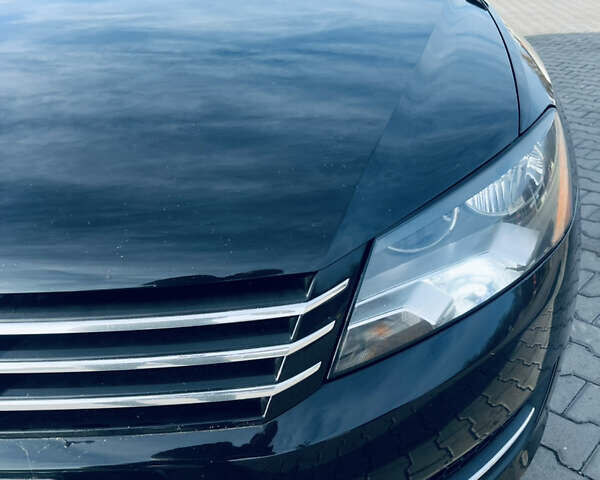 Черный Фольксваген Пассат, объемом двигателя 2.5 л и пробегом 195 тыс. км за 10500 $, фото 5 на Automoto.ua