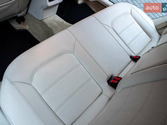 Чорний Фольксваген Пассат, об'ємом двигуна 2.5 л та пробігом 211 тис. км за 10300 $, фото 24 на Automoto.ua