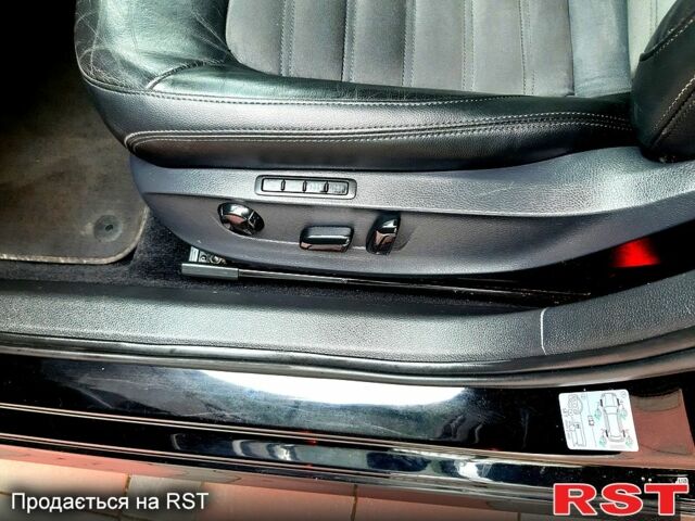 Черный Фольксваген Пассат, объемом двигателя 2.5 л и пробегом 218 тыс. км за 11999 $, фото 12 на Automoto.ua