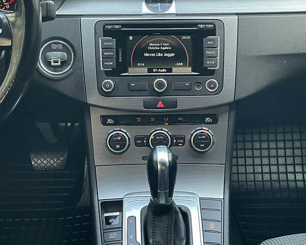 Фольксваген Пассат 2013 в Мукачеве на Automoto.ua Черный Фольксваген Пассат, объемом двигателя 1.97 л и пробегом 290 тыс. км за 10500 $, фото 18 на Automoto.ua