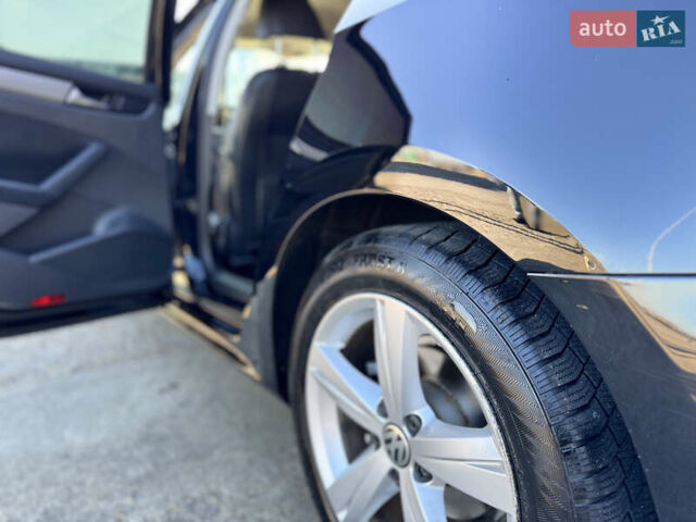 Черный Фольксваген Пассат, объемом двигателя 1.8 л и пробегом 280 тыс. км за 11300 $, фото 19 на Automoto.ua