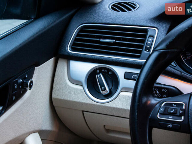 Чорний Фольксваген Пассат, об'ємом двигуна 2.5 л та пробігом 211 тис. км за 10300 $, фото 25 на Automoto.ua