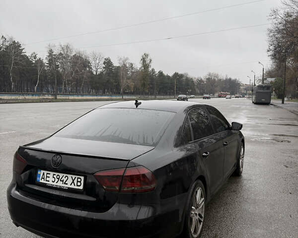Черный Фольксваген Пассат, объемом двигателя 1.8 л и пробегом 246 тыс. км за 9300 $, фото 3 на Automoto.ua