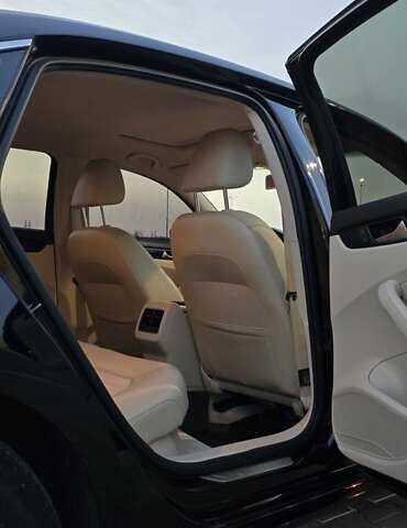 Чорний Фольксваген Пассат, об'ємом двигуна 2 л та пробігом 146 тис. км за 10800 $, фото 10 на Automoto.ua