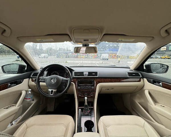 Черный Фольксваген Пассат, объемом двигателя 1.8 л и пробегом 189 тыс. км за 9700 $, фото 9 на Automoto.ua