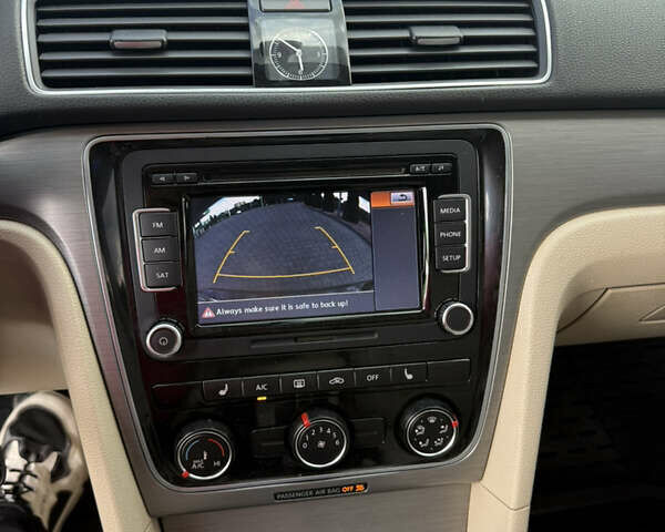 Черный Фольксваген Пассат, объемом двигателя 2 л и пробегом 337 тыс. км за 11250 $, фото 5 на Automoto.ua