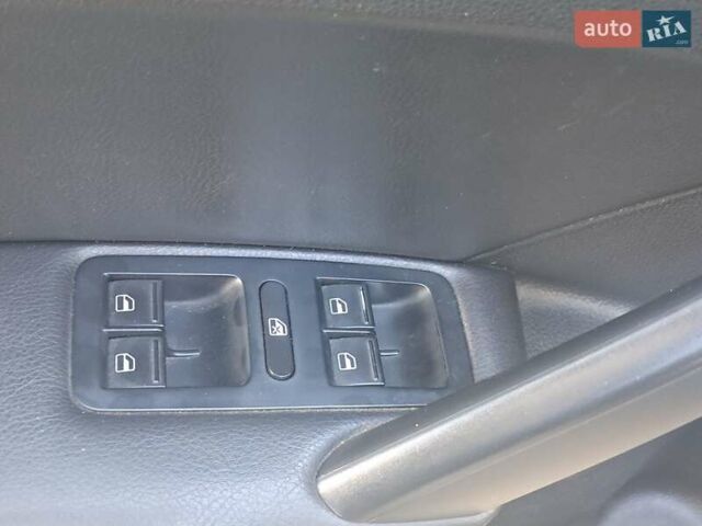 Черный Фольксваген Пассат, объемом двигателя 1.8 л и пробегом 198 тыс. км за 9950 $, фото 1 на Automoto.ua