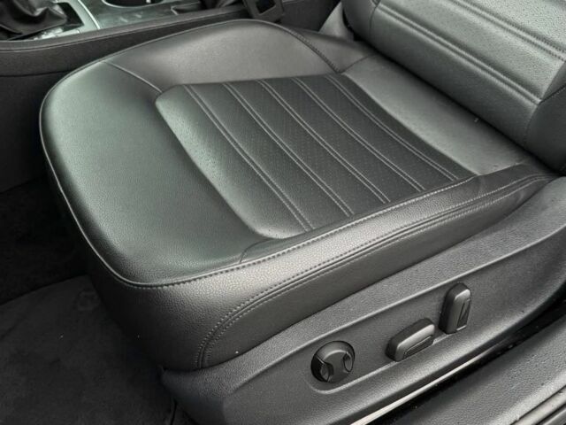 Черный Фольксваген Пассат, объемом двигателя 2 л и пробегом 224 тыс. км за 11700 $, фото 11 на Automoto.ua