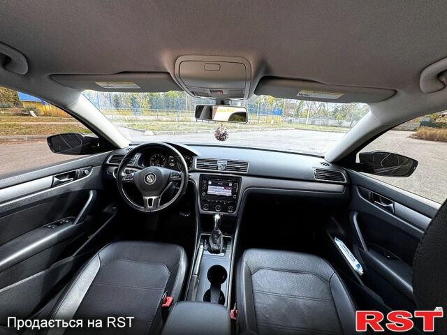 Черный Фольксваген Пассат, объемом двигателя 1.8 л и пробегом 200 тыс. км за 10000 $, фото 8 на Automoto.ua