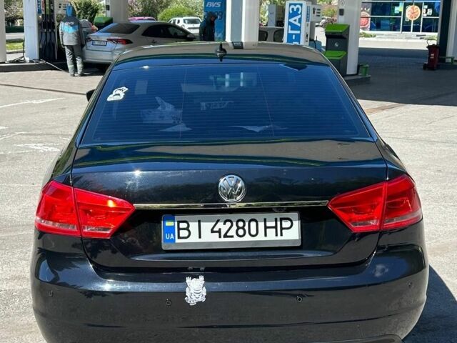Черный Фольксваген Пассат, объемом двигателя 1.8 л и пробегом 148 тыс. км за 9400 $, фото 5 на Automoto.ua