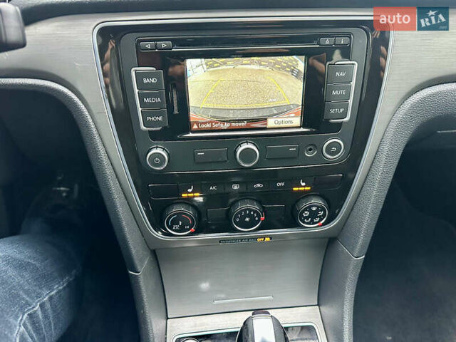 Чорний Фольксваген Пассат, об'ємом двигуна 1.8 л та пробігом 191 тис. км за 11500 $, фото 16 на Automoto.ua