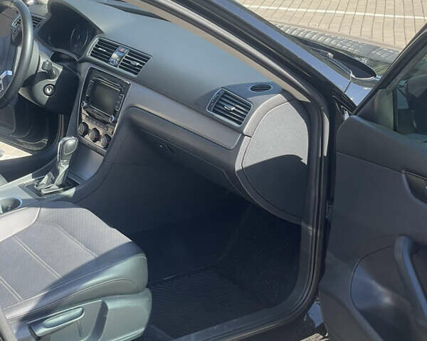 Черный Фольксваген Пассат, объемом двигателя 2 л и пробегом 225 тыс. км за 10999 $, фото 16 на Automoto.ua