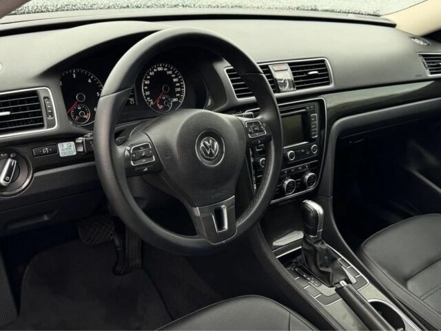 Черный Фольксваген Пассат, объемом двигателя 2 л и пробегом 224 тыс. км за 11700 $, фото 9 на Automoto.ua