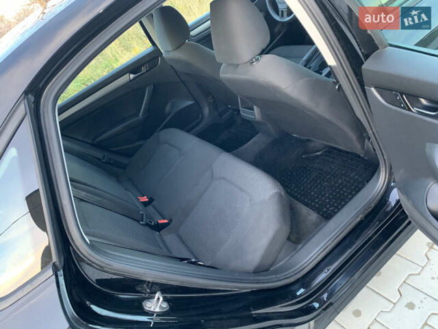 Черный Фольксваген Пассат, объемом двигателя 1.8 л и пробегом 150 тыс. км за 7750 $, фото 25 на Automoto.ua