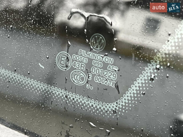 Чорний Фольксваген Пассат, об'ємом двигуна 1.8 л та пробігом 191 тис. км за 10300 $, фото 70 на Automoto.ua