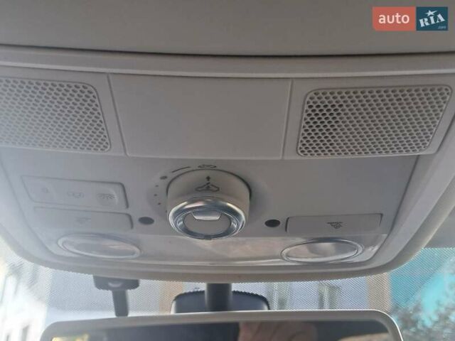 Черный Фольксваген Пассат, объемом двигателя 1.8 л и пробегом 198 тыс. км за 9950 $, фото 4 на Automoto.ua